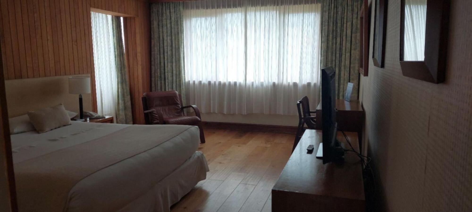 Hotel Y Cabanas Llanuras De Diana - Caja Los Andes Puerto Natales Exterior foto